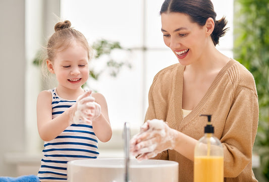 Stay Safe and Naturally Avoid Dry Cracked Hands